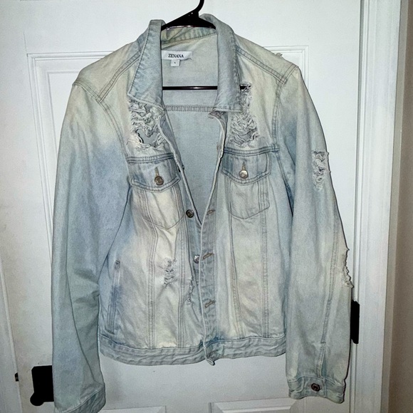 Ripped jean jacket - Picture 1 of 4